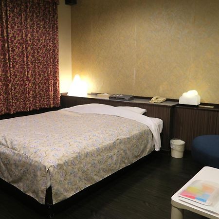 Hotel Carnival Metabaru ภายนอก รูปภาพ